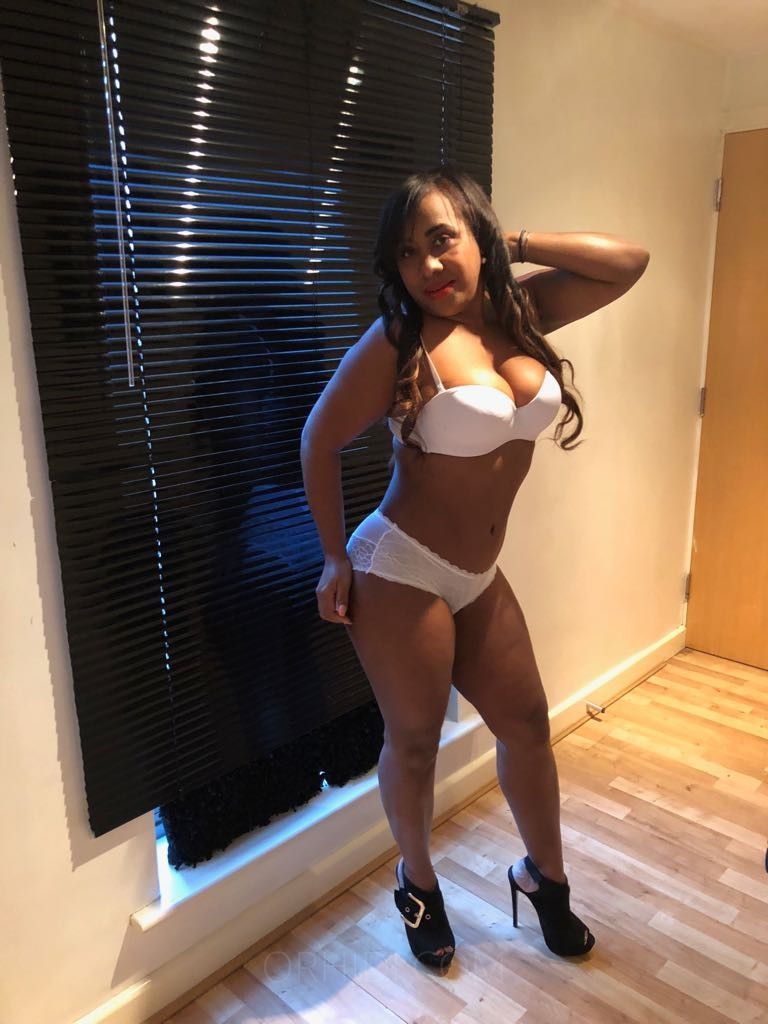 Carina Mami Bella - foto 23