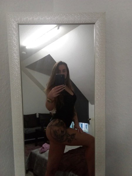 Mia - photo 11