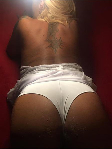 Reife Blondine - photo 2