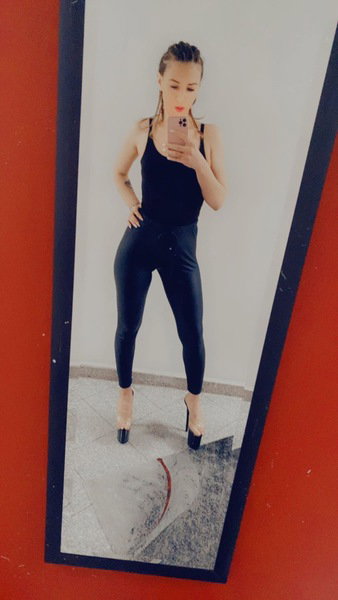 Selena - photo 2