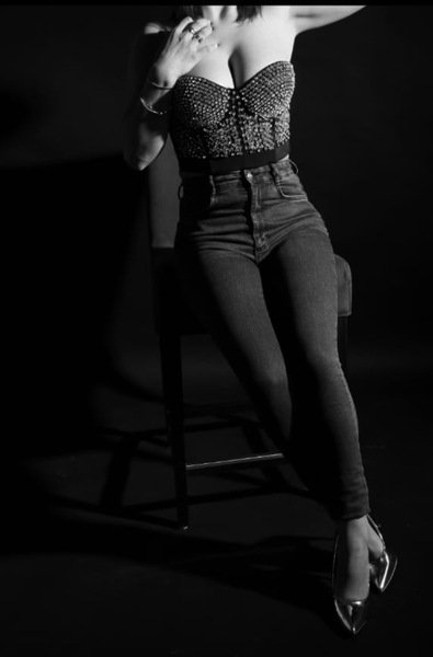 Andrea Nur Escort - foto