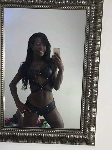Ts Luana Black1 - foto 6