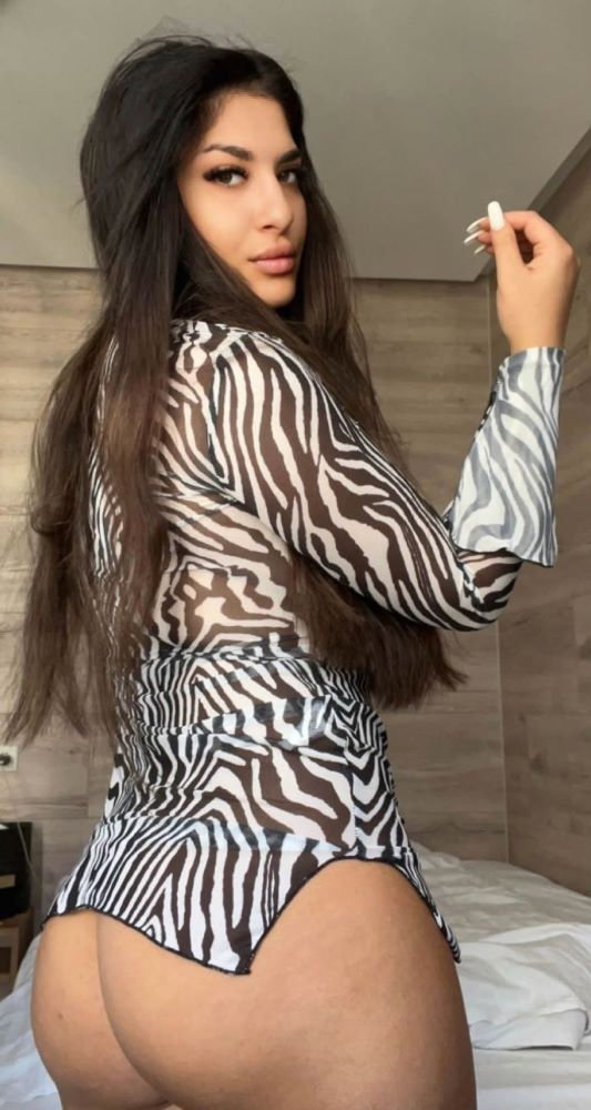 Laura Lovegirl - photo