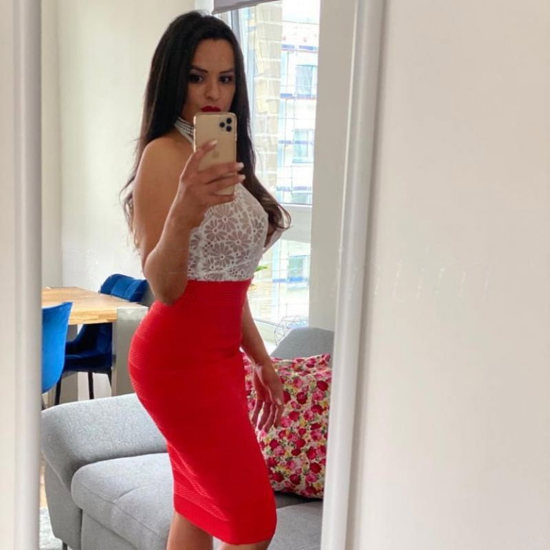 Beatriz Fernandez Feuer Latina - foto 21