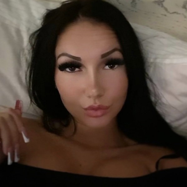 Adriana102 - photo 10