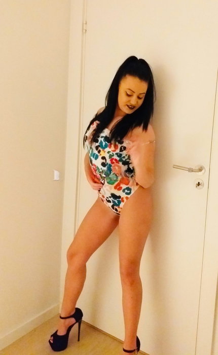 Karina - foto 2