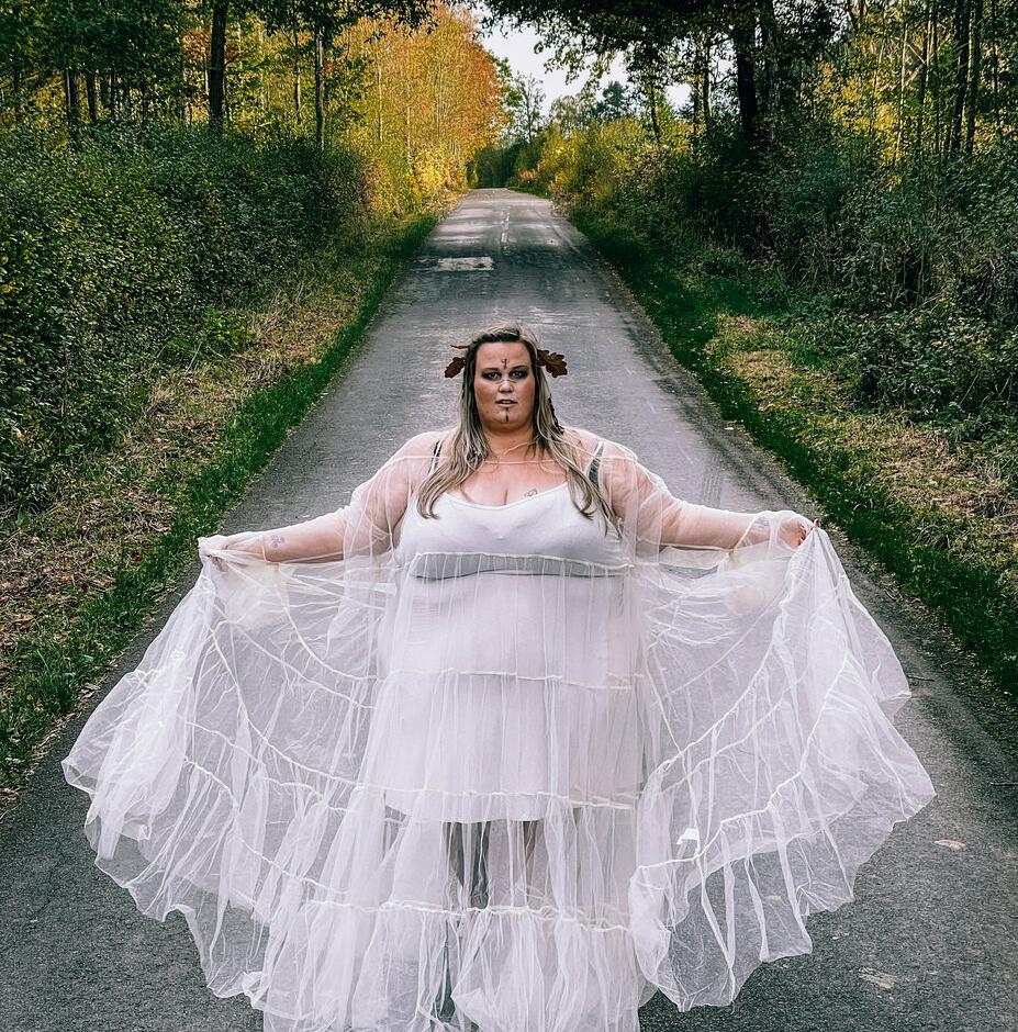 Betty - photo 15