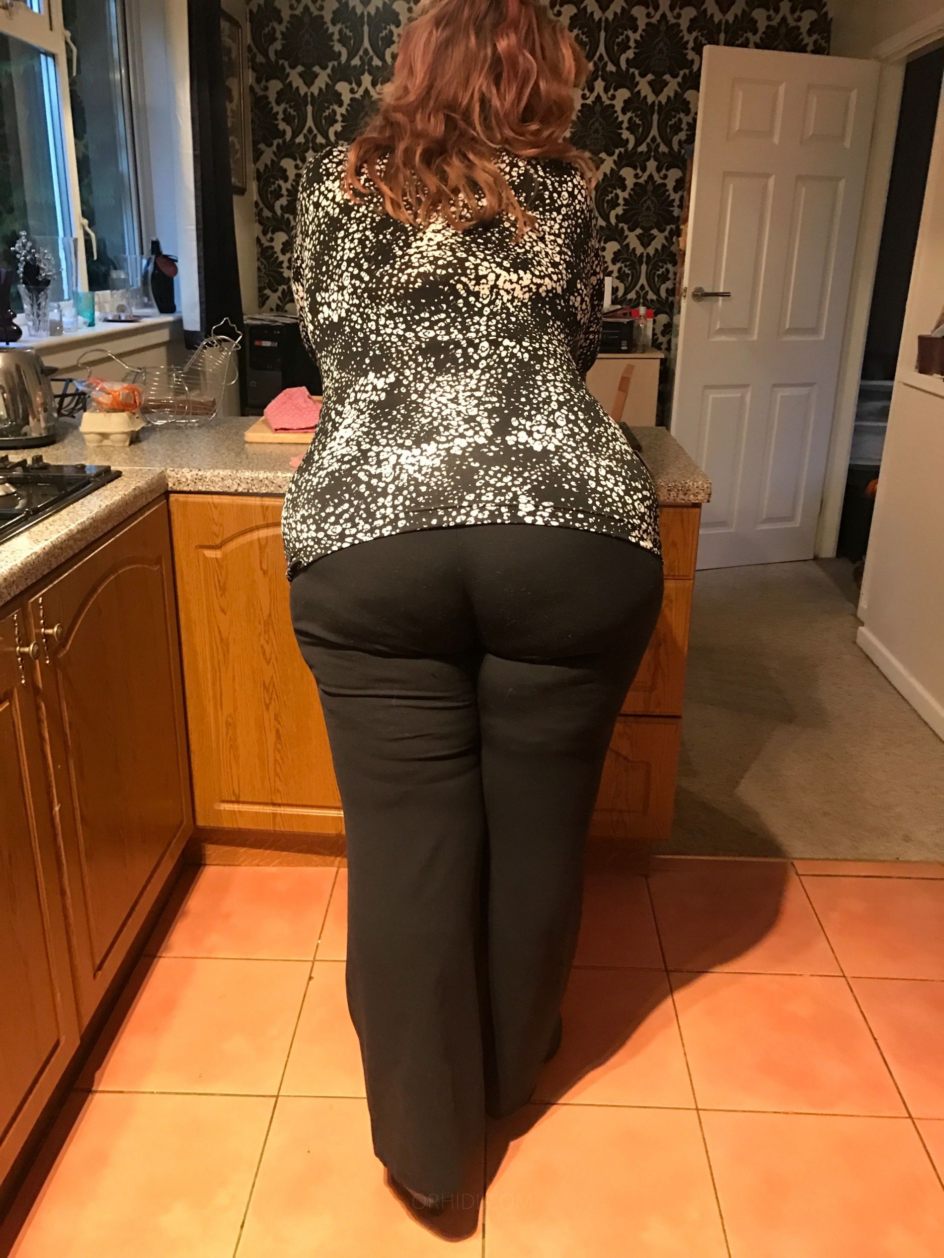 Curvaceousredhed - photo 3