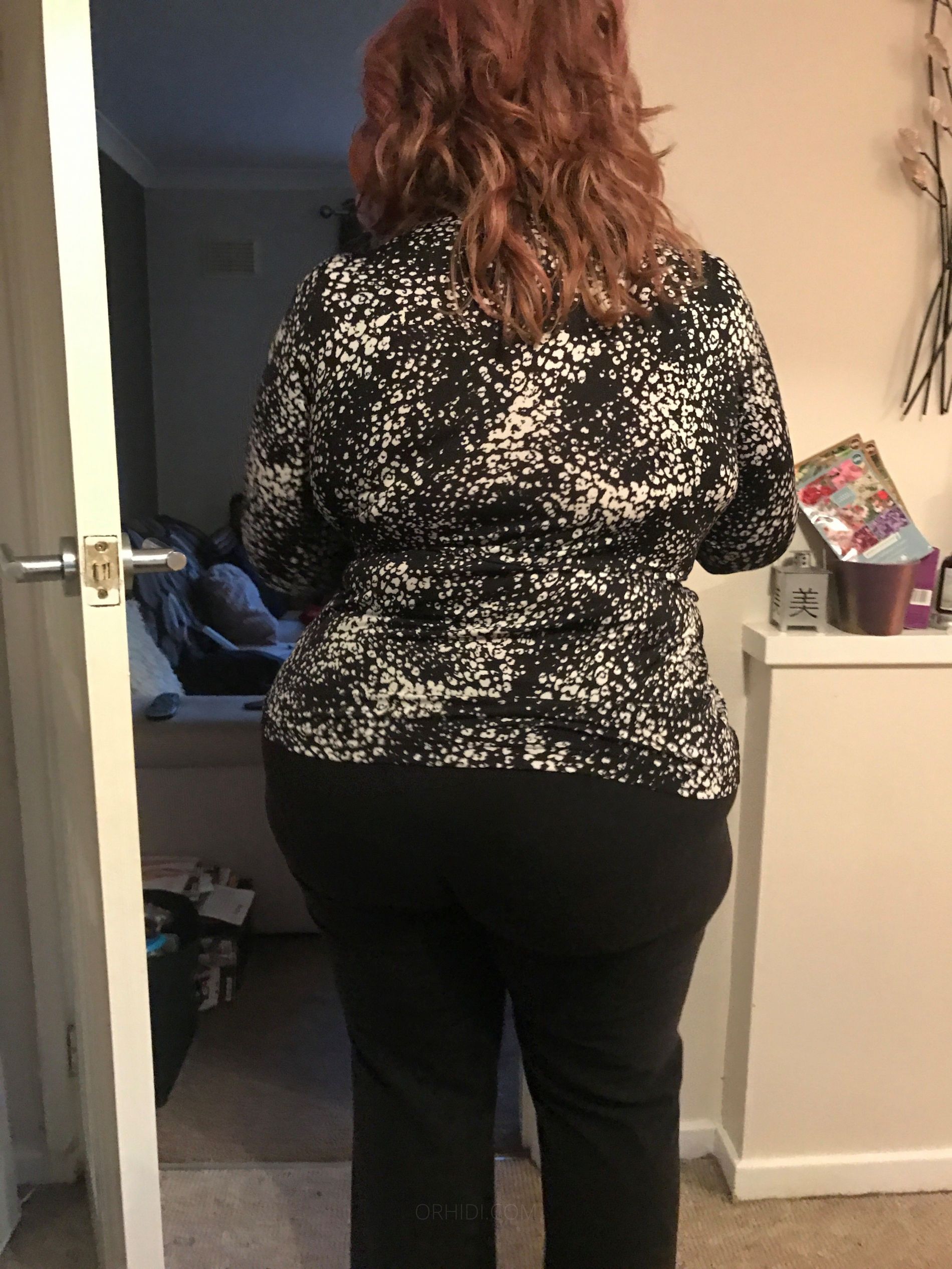 Curvaceousredhed - photo 4