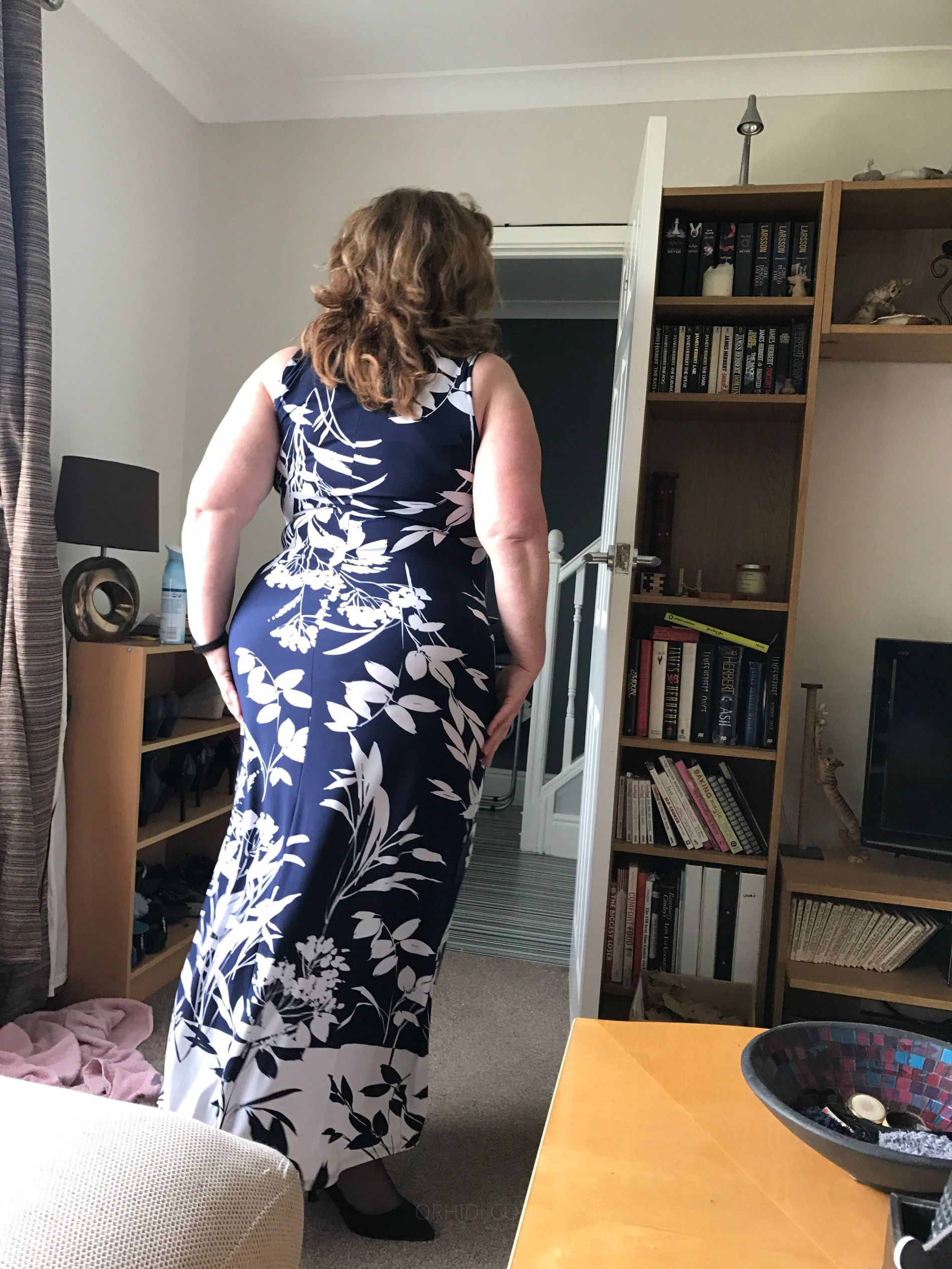 Curvaceousredhed - photo 7