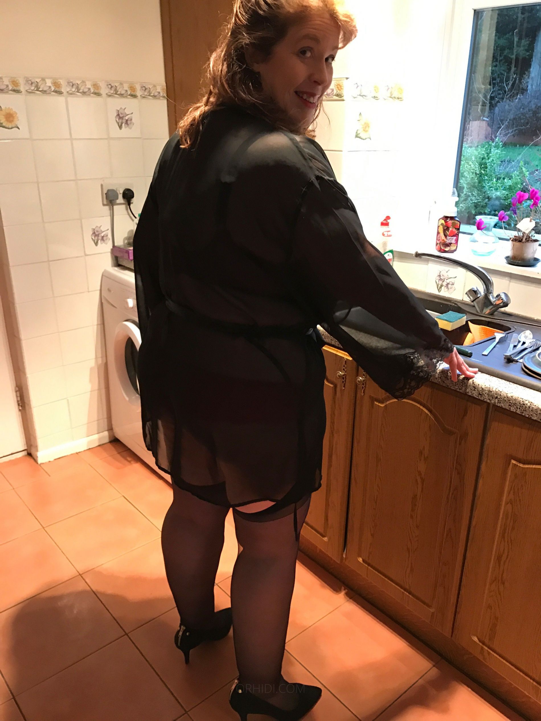 Curvaceousredhed - photo 21