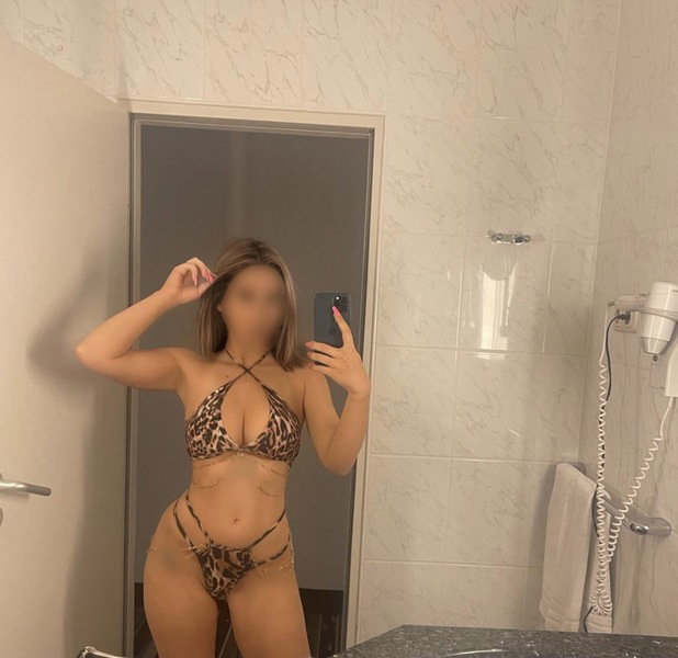 Deutsche Leila Nur Fur Kurze Zeit - foto 7