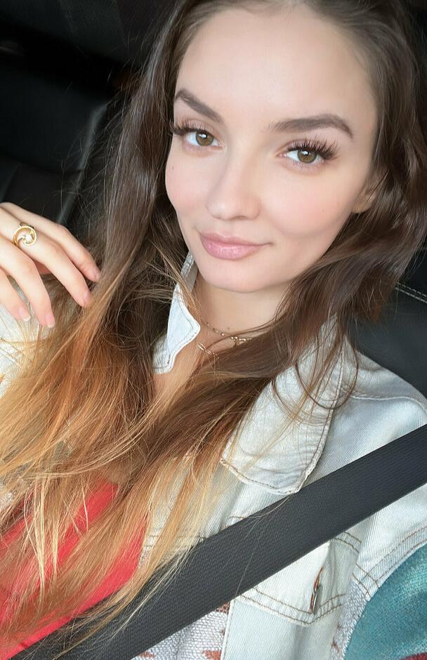 Elena - foto 35