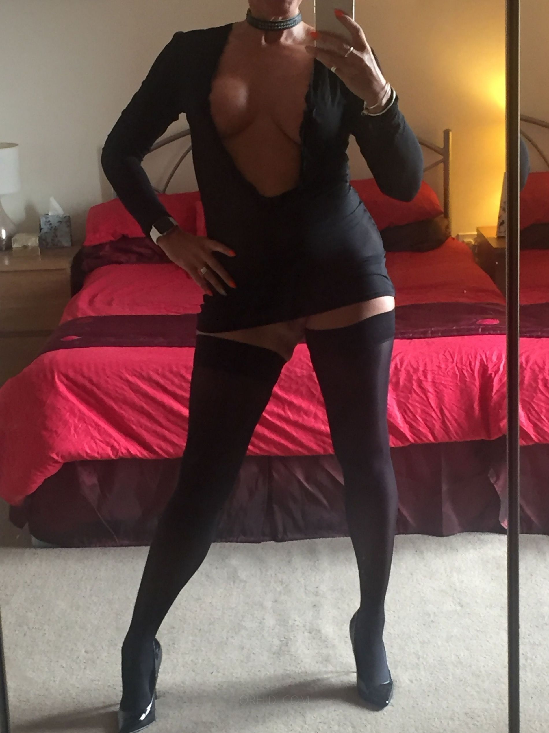 Elle James - photo 9