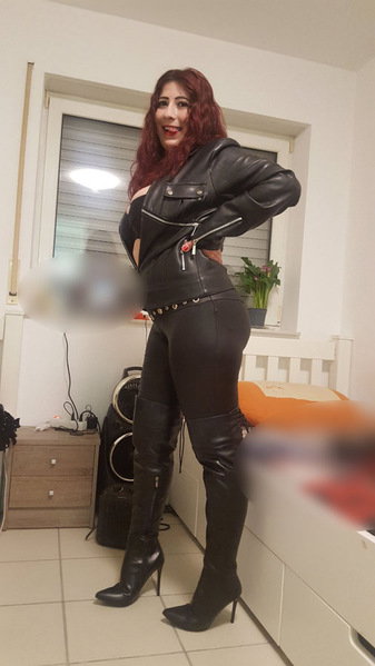 Pamela - photo
