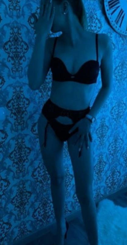 Wet Melissa - photo 4