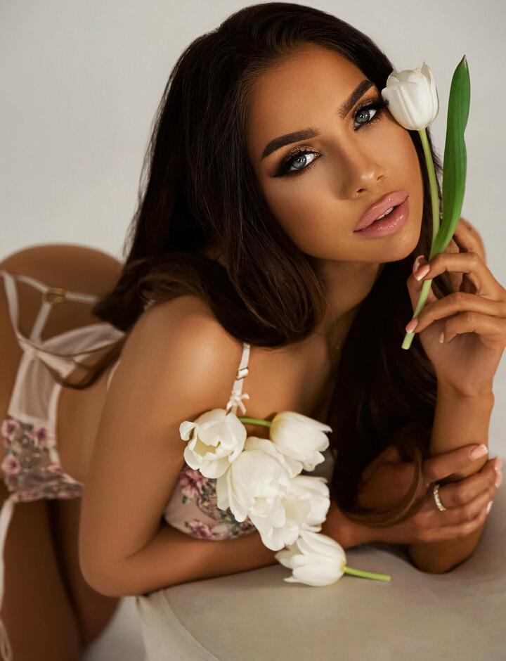 Nadia - foto 144