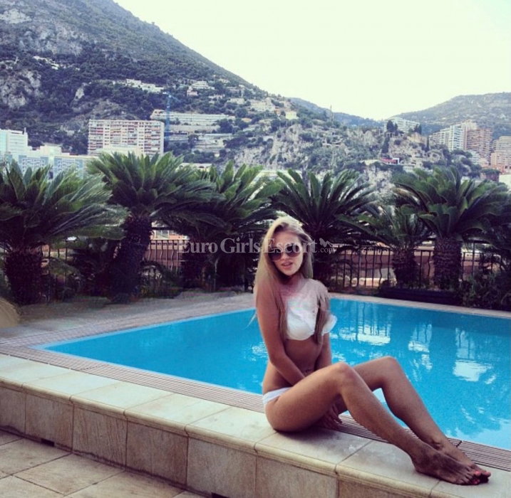 Karolina - photo 4