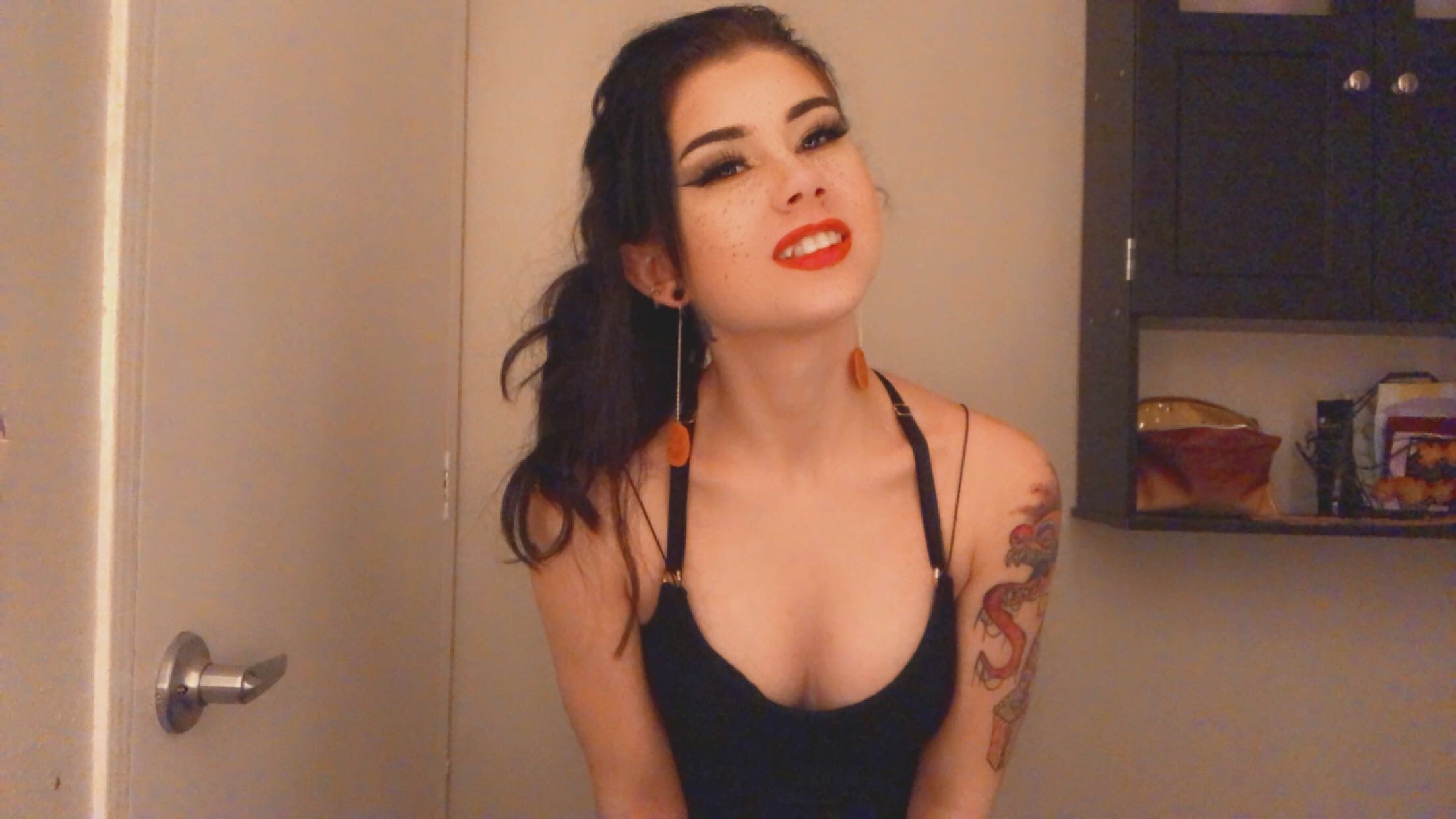 Kiara Jacksonfull - foto 15