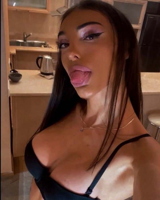 Trans Anita - photo
