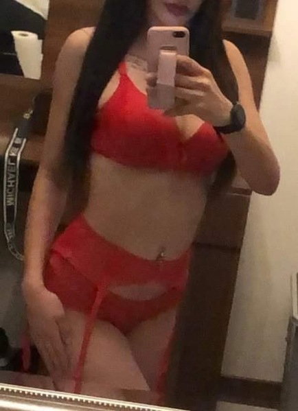 Elizabeth Neu3 - foto 11