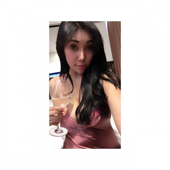 Julia Dewi - photo 3