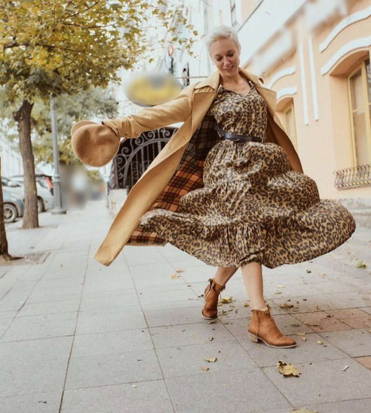 Sorana Feurige Blondine - foto 5