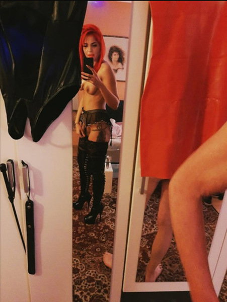 Mistress Mickey - photo 10