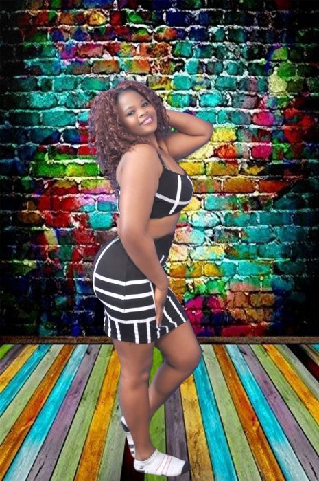 Zinny Zee - photo