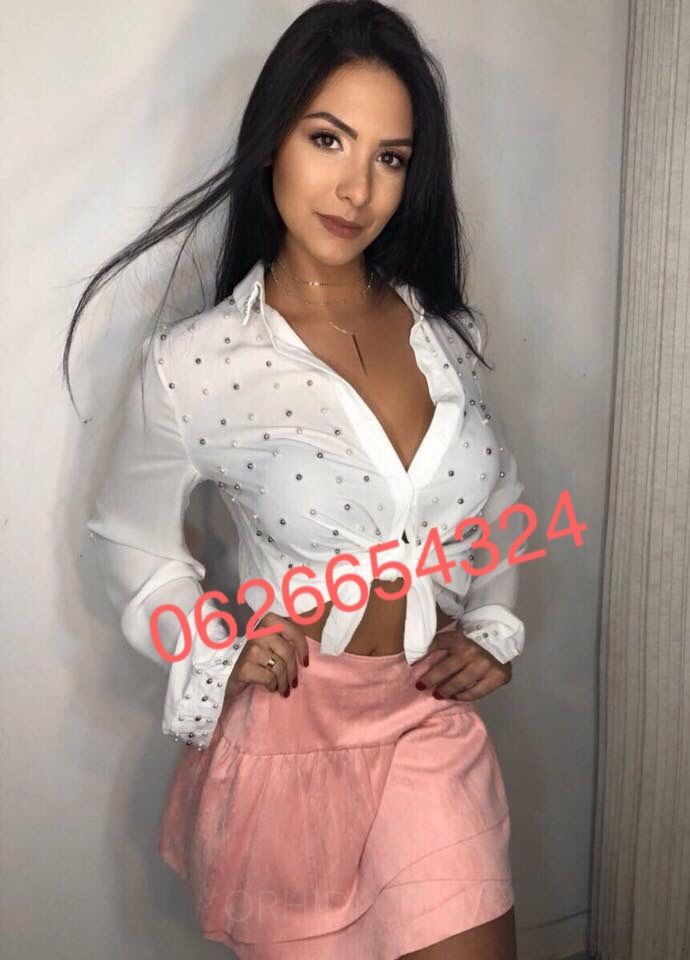 Camila - foto 3