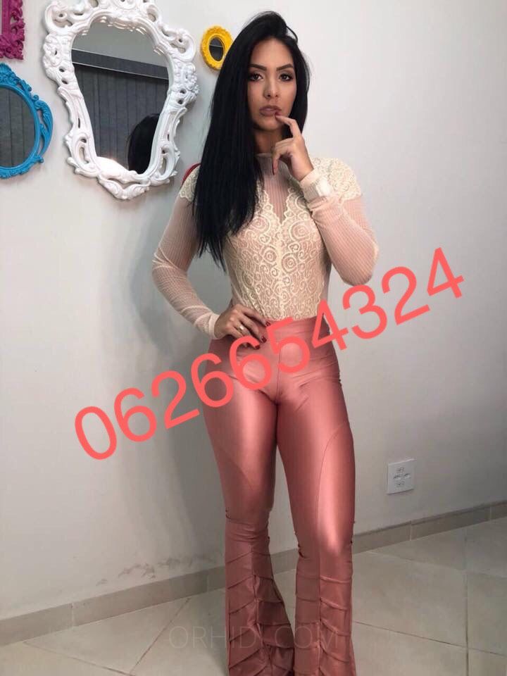 Camila - foto 11