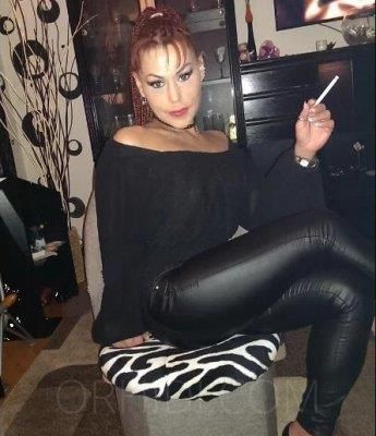 Erika - photo 2