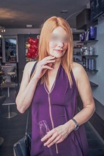 Franzosische Geschaftsfrau - photo 2