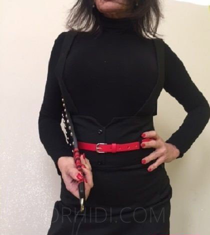 Perverse Lady - photo 3