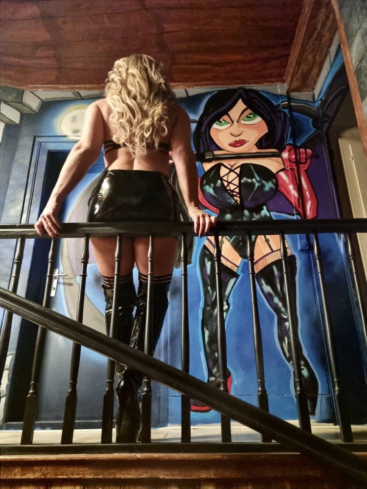 Lady Dana - foto 2