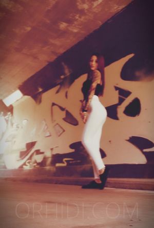Nikole - photo 9