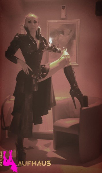 Diva Moyra Die Grafin - photo 4