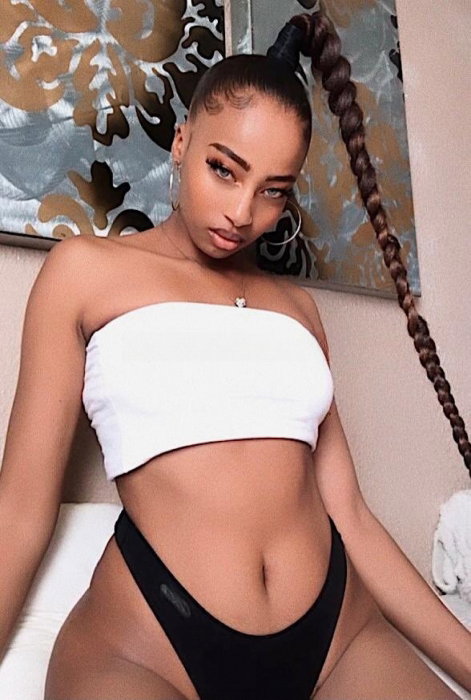 Chanelle - photo 3