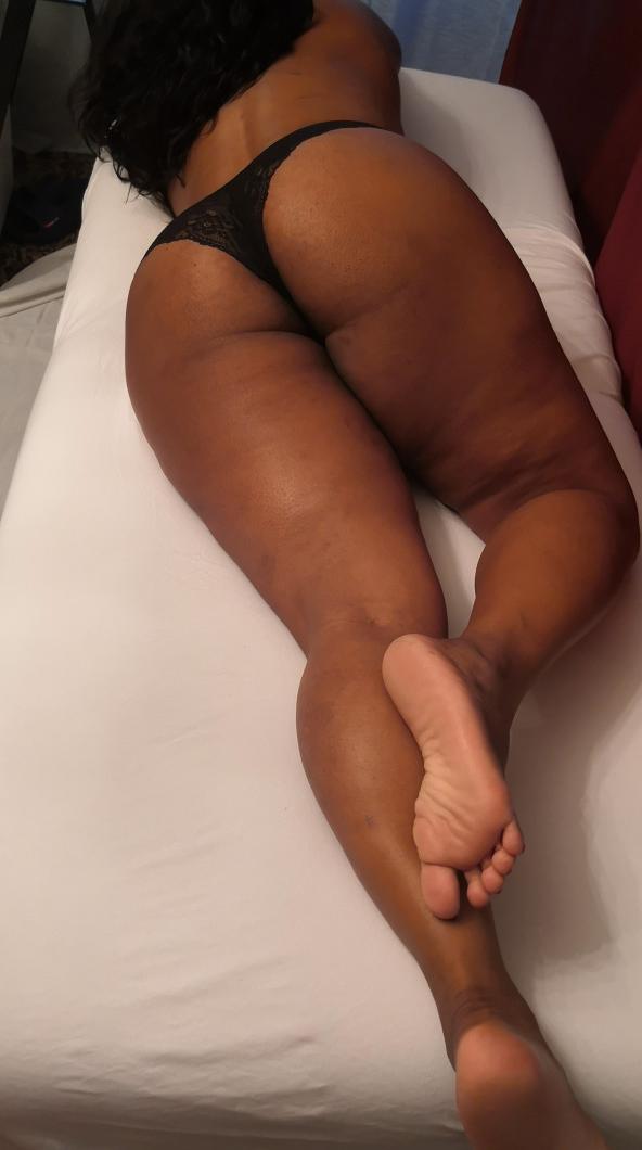 Zaertliche Und Dominante Latina Erotische Massage Mit Happy Ending - photo 8