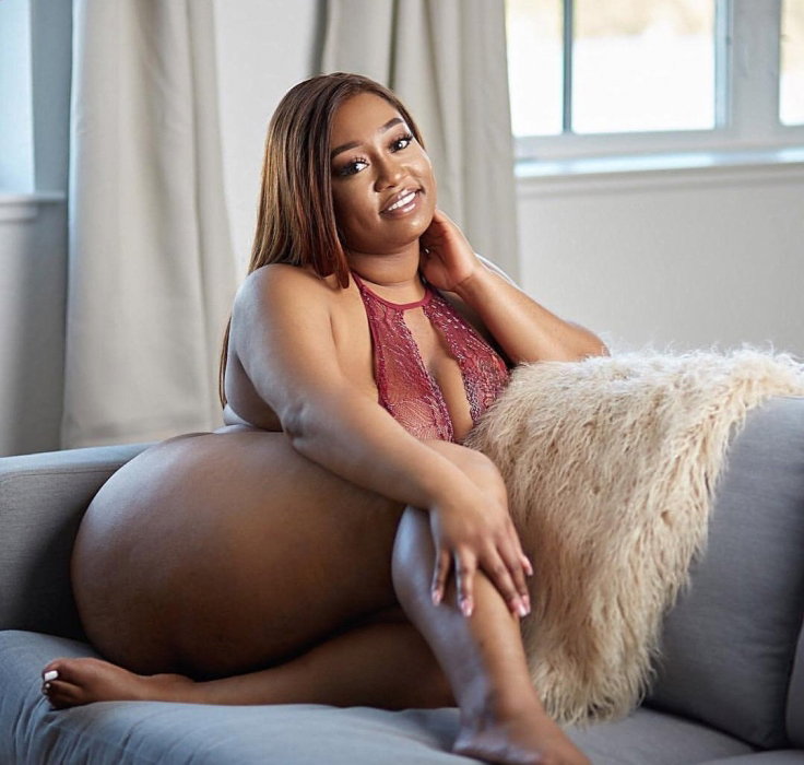 Bubbly Juliana - foto