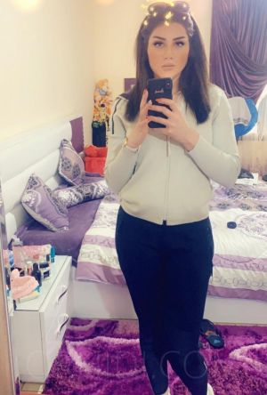 Christie - photo 8