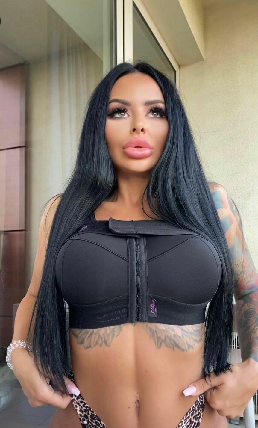 Jessy J - foto 26