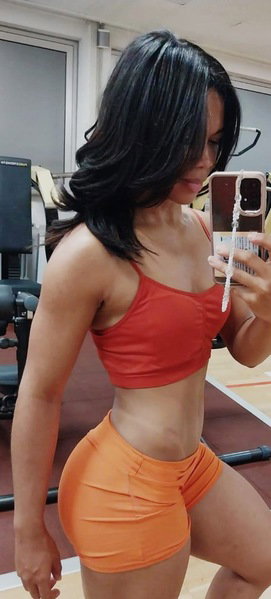 Evelyn Santos - photo 6