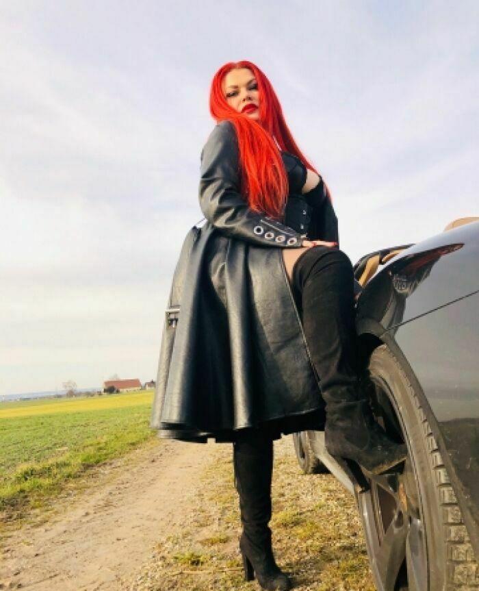 Domina Nora - photo 12