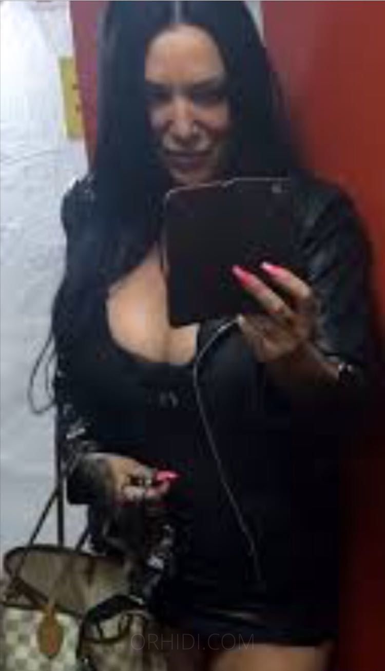 Lady Chanel - photo 14