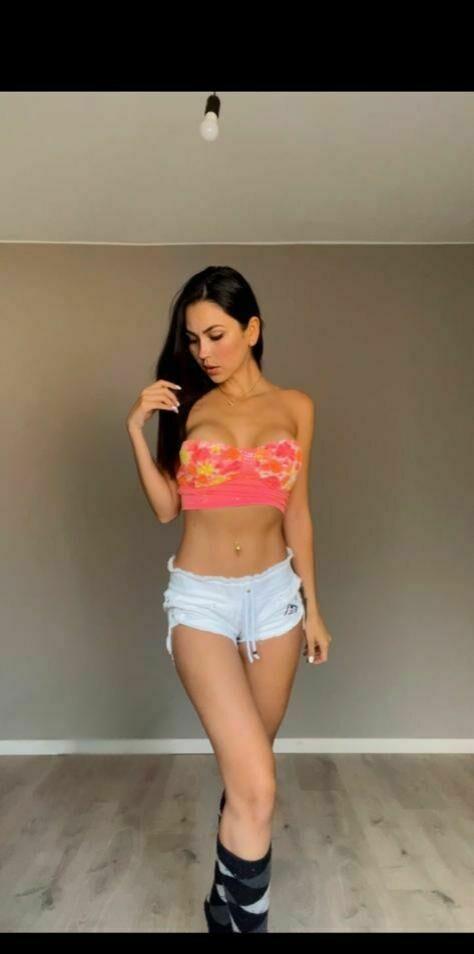 Adriana - foto 2