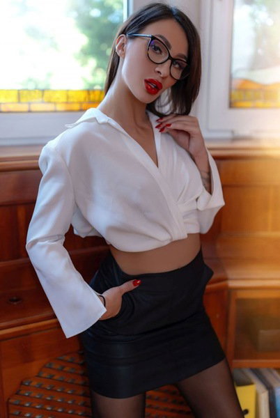 Lady Alira De Vil Im Studio Centric - photo 14