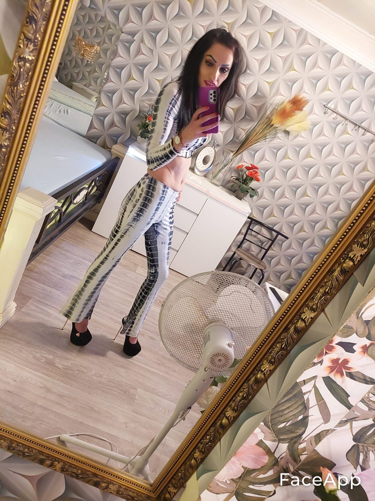 Esmma Top Anal - photo