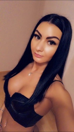 Hott Karina - photo