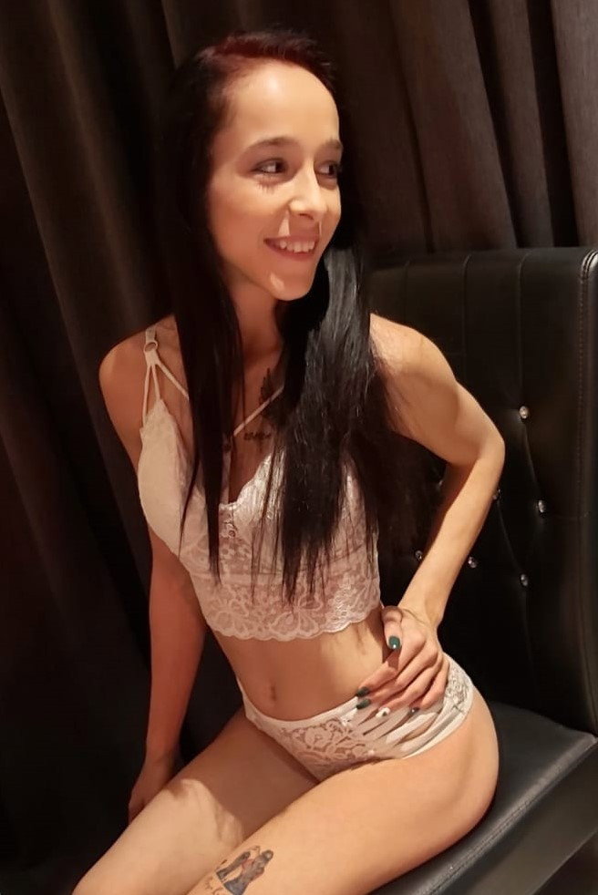 Junge Frau - photo 5